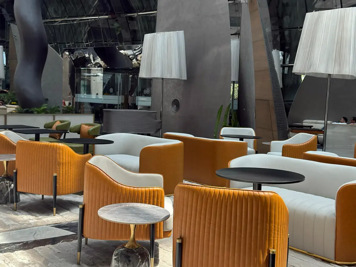 Lobby Cafe at Hotel Sahara Star