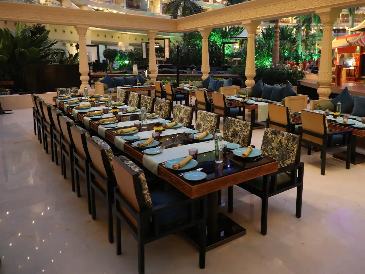 Fine dining at Hotel Sahara Star